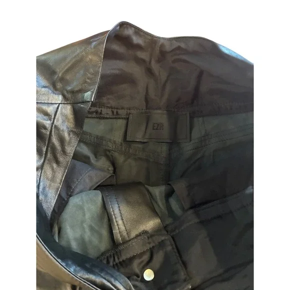 EZR Baggy Pleated Extended Waistband Pant Size 28 MAJOR FLAW  $1,800 - Picture 6 of 8